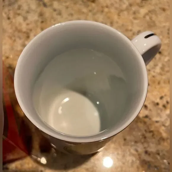 Coca Cola Collection mug vintage “barefoot boy” - Picture 3 of 6